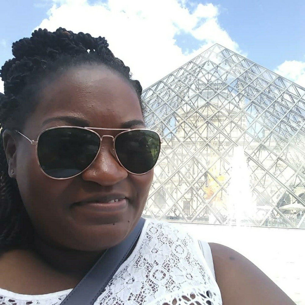 Meet your Posher, Latoya